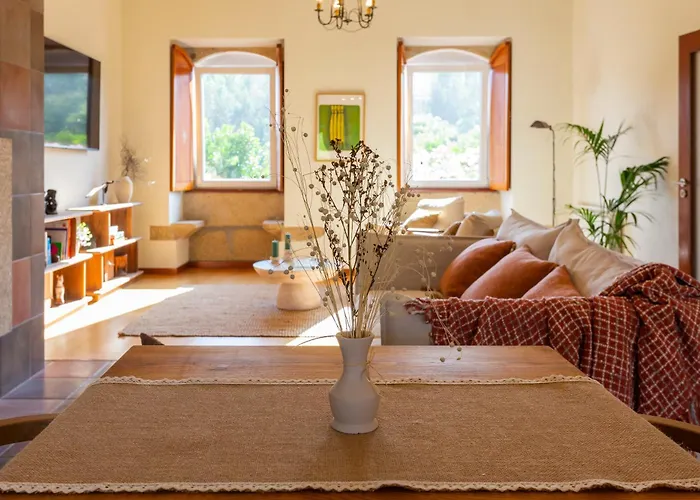 Casa Da Câmara Couette-café